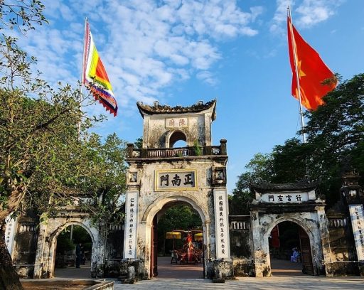 Đền Thờ Đức Thánh Trần – Không Gian Linh Thiêng tại Nam Định